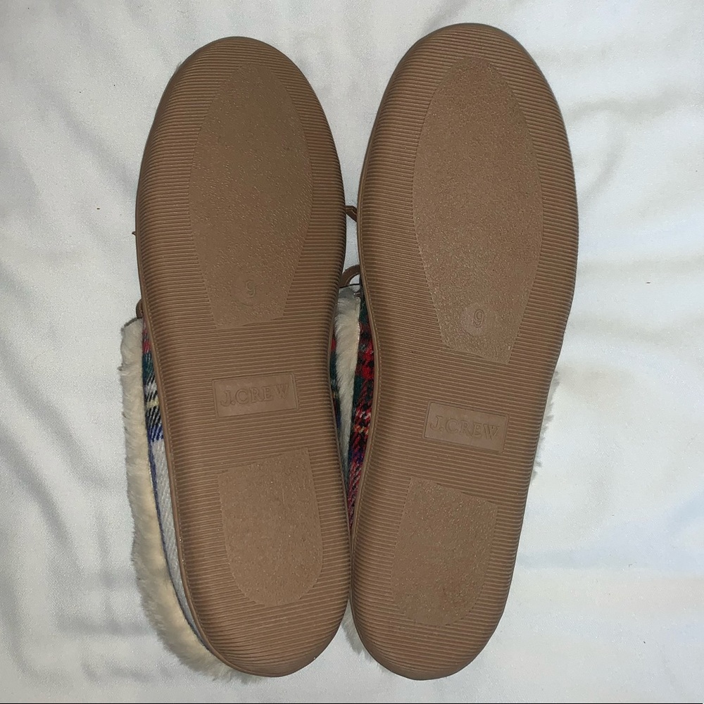Slippers - Picture 3 of 3